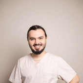 Хабиров Эмиль Камилевич, стоматолог-хирург