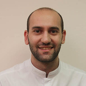 Габриелян Артём Артёмович, стоматолог-хирург