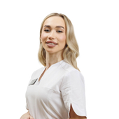 Голощапова Кристина Алексеевна, стоматолог-хирург