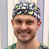 Тимошенко Роман Геннадьевич, имплантолог