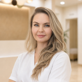 Денисова Ксения Владимировна, врач-косметолог