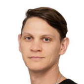 Калиниченко Александр Викторович, инструктор ЛФК