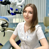 Горлова Виктория Артемовна, стоматолог-терапевт