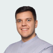 Колесников Александр Эдуардович, стоматолог-хирург