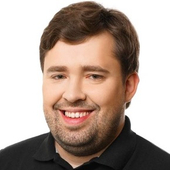 Калинин Юрий Сергеевич, имплантолог