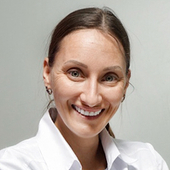 Корецкая Надежда Константиновна, стоматолог-терапевт