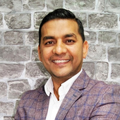 Сингх Раджив Кумар, пластический хирург