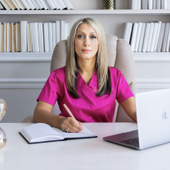 Халатян Света Мишаевна, пластический хирург