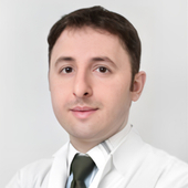 Мансур Ахмад, уролог