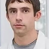 Иванов Евгений Евгеньевич, стоматолог-хирург