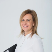 Мендунен Элеонора Эдуардовна, стоматолог-терапевт