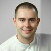 Заярнюк Владимир Олегович, стоматолог-ортопед