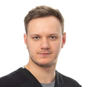 Томилов Артем Витальевич, стоматолог-хирург