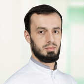 Магомедов Амир Шахмурадович, стоматолог-терапевт