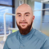 Шмавонян Тигран Хачикович, стоматолог-хирург