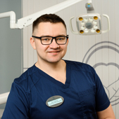 Столяров Сергей Владимирович, стоматолог-терапевт