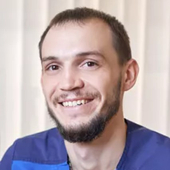 Пфафенрот Александр Александрович, стоматолог-терапевт