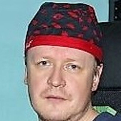 Гареев Руслан Робертович, пластический хирург