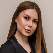 Умнова Виктория Сергеевна, косметолог