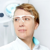 Корникова Надежда Валентиновна, стоматолог-терапевт