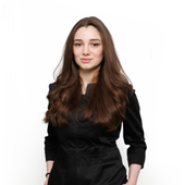 Парастаева Ирина Иналовна, стоматолог-терапевт