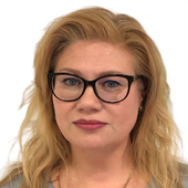 Светлицкая Юлия Игоревна, дерматолог