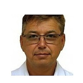 Плотников Евгений Владимирович, стоматолог-хирург