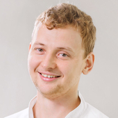 Поволоцкий Артем Владимирович, стоматолог-терапевт