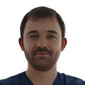 Пархаев Максим Николаевич, стоматолог-хирург