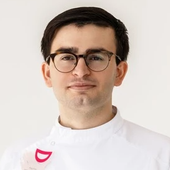 Авдоян Артур Темурович, стоматолог-ортопед