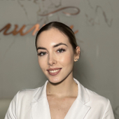 Леонова Евгения Андреевна, врач-косметолог