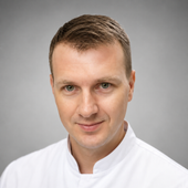Сааков Александр Арсеньевич, нарколог