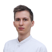 Цурцумия Александр Валерьевич, стоматолог-терапевт