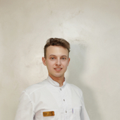 Мусин Булат Тавзарович, стоматолог-хирург