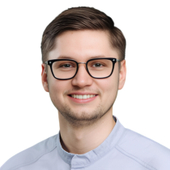 Зацаринный Александр Евгеньевич, стоматолог-терапевт