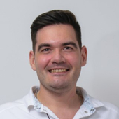 Долганов Олег Александрович, стоматолог-терапевт