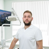 Никонов Кирилл Михайлович, стоматолог-ортопед
