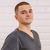 Холдаенко Максим Михайлович, детский стоматолог