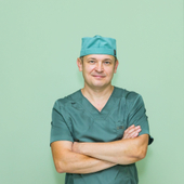 Тув Руслан Геннадьевич, стоматолог-ортопед