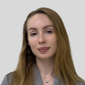 Волкова Диана Романовна, стоматолог-терапевт