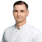 Глумаков Артур Ярославович, травматолог-ортопед