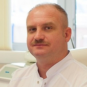 Уткин Евгений Александрович, стоматолог-терапевт