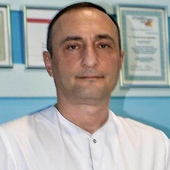Мкртчян Артак Гарникович, стоматолог-хирург
