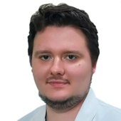 Невежкин Денис Александрович, ортопед