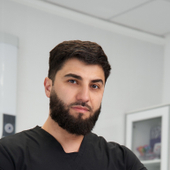 Оганесян Мигран Камоевич, имплантолог