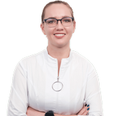 Лаптева Анастасия Вячеславовна, стоматолог-хирург