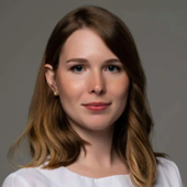 Колчина Анна Вадимовна, стоматолог-терапевт