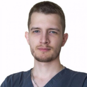 Клименко Виталий Сергеевич, стоматолог-терапевт