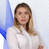 Карпенко Алина Евгеньевна, стоматолог-хирург