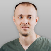 Добронравов Олег Игоревич, офтальмолог